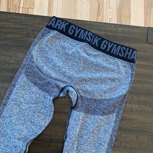 Booty enhancing Gym shark workout leggings, worn once
